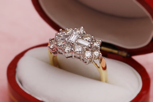 18ct Gold & Diamond Set Cluster Ring in a red jewellery ring box