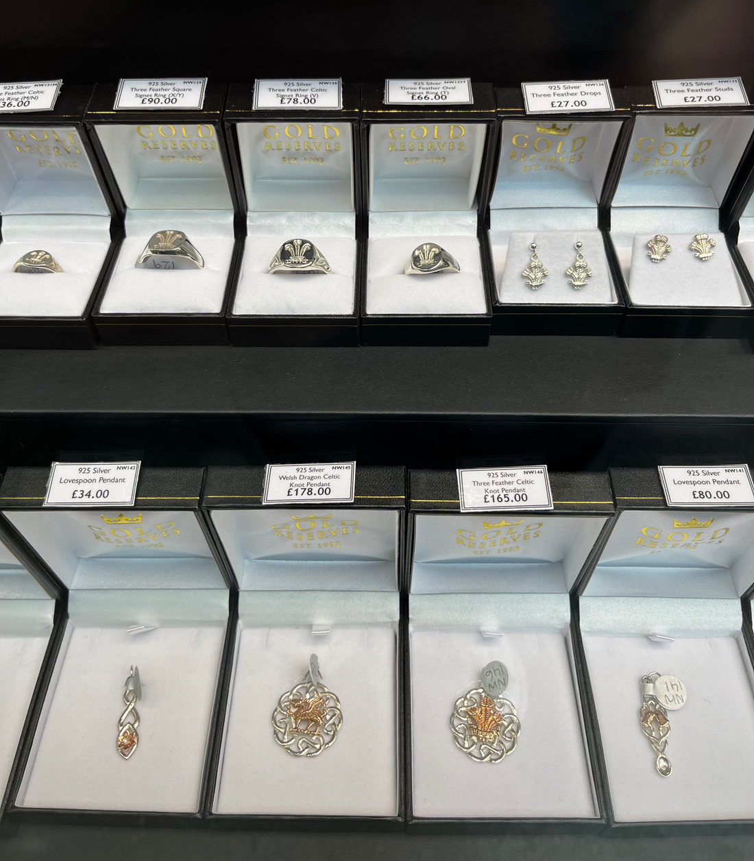 925 Silver Welsh Jewellery in black jewellery boxes
