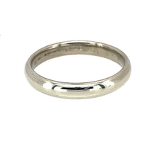 Load image into Gallery viewer, Preowned 9ct White Gold 3mm Wedding Band Ring in size N with the weight 3.10 grams
