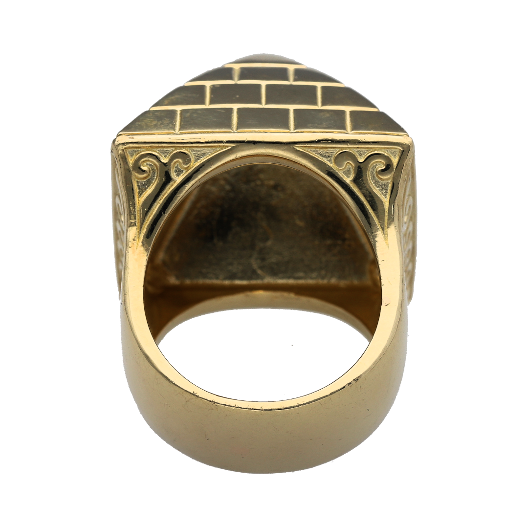 New 9ct Gold Pyramid Ring 62 grams