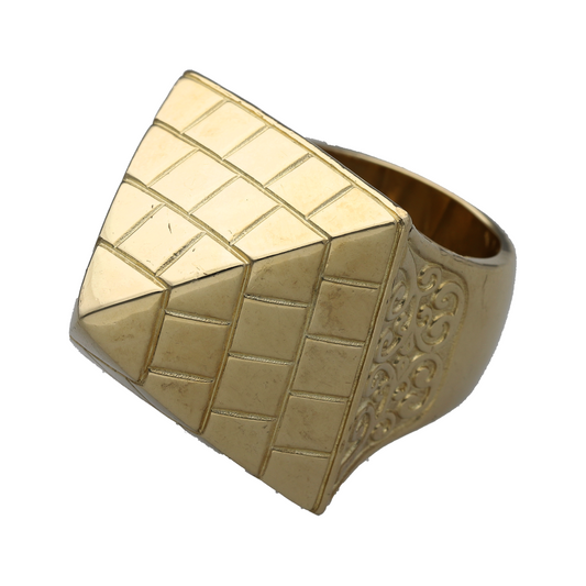 New 9ct Yellow Gold Pyramid Ring in size Z+3 with the weight 62.20 grams. The front of the ring is 31mm high
