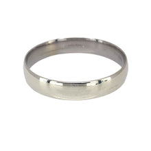 Load image into Gallery viewer, Preowned 9ct White Gold 4mm Wedding Band Ring in size X with the wight 3.10 grams
