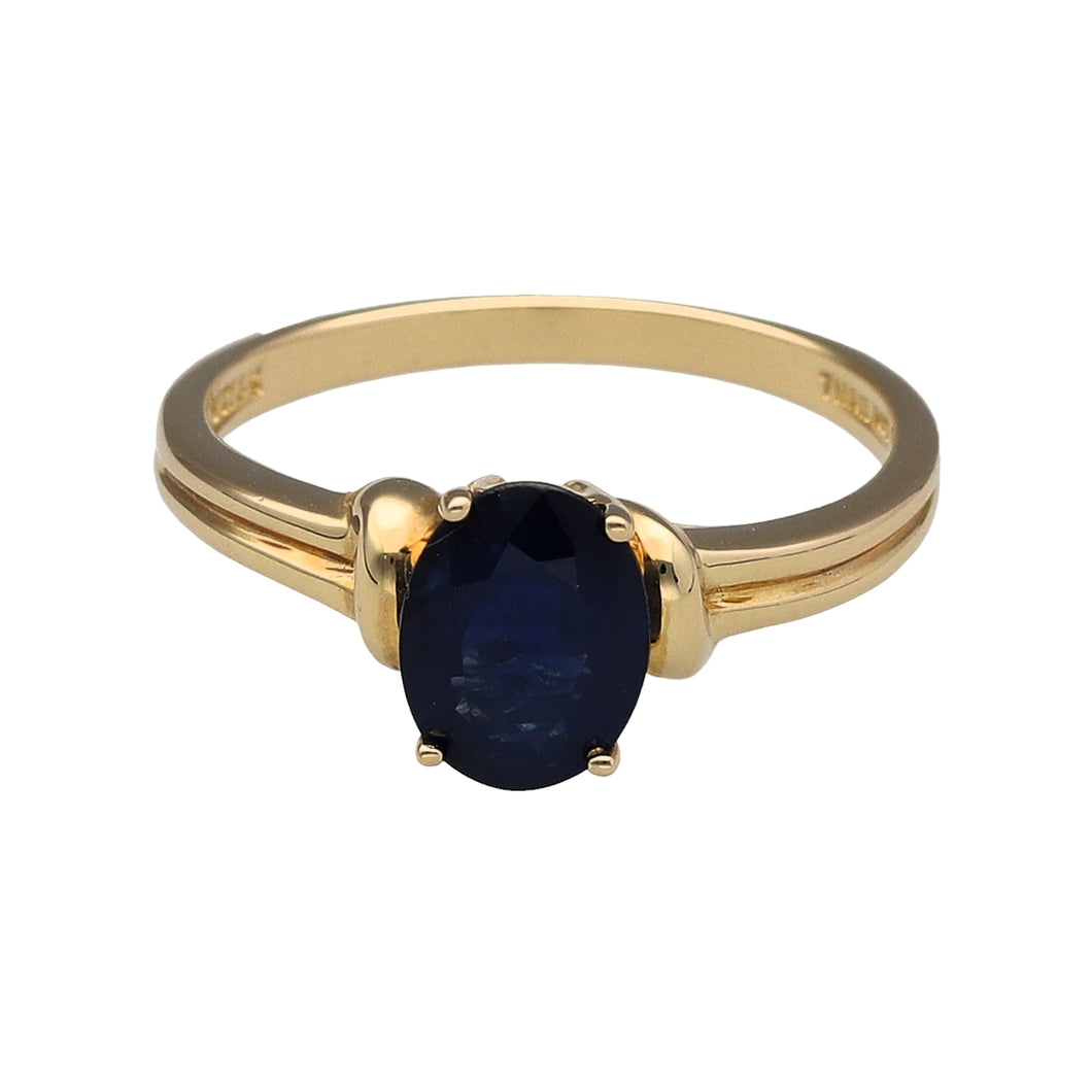 14ct Gold & Oval Cut Sapphire Solitaire Ring