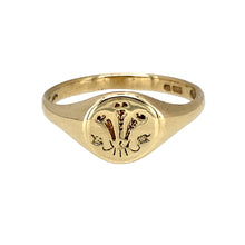 Load image into Gallery viewer, 9ct Gold Three Feather Signet Ring

