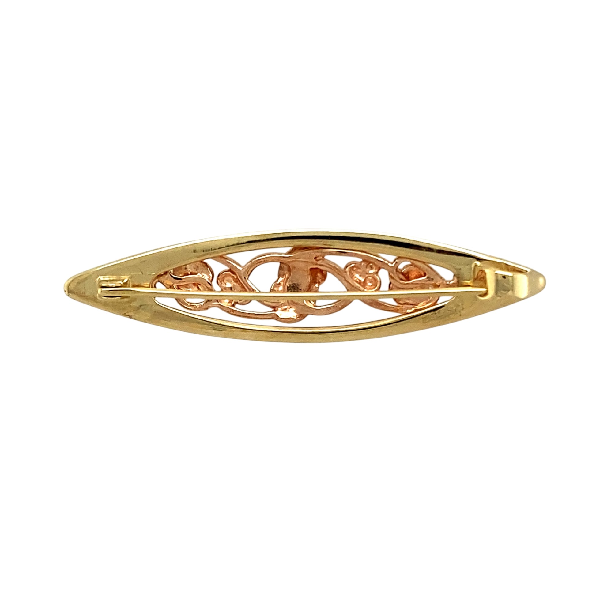 Bring symbolic beauty and elegant heritage to your collection with this pre-owned 9ct yellow and rose gold Clogau Tree of Life brooch, featuring intricate detailing and timeless Welsh craftsmanship—perfect for meaningful gifting or refined statement wear.
Design: The brooch showcases the iconic Tree of Life motif, symbolising growth, strength, and connection. The flowing vine design combines yellow and rose gold elements, creating rich contrast and visual depth.
