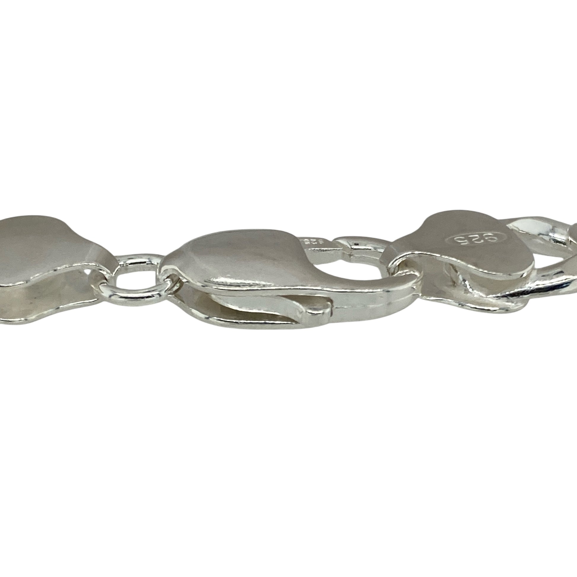 Make a strong statement with this new 925 silver 8.5" curb bracelet, offering bold style and classic design in a substantial and eye-catching piece:
Design: A traditional curb link bracelet featuring broad, flat interlocking links, providing a sleek, powerful look with timeless appeal.
Material: Crafted from 925 sterling silver, the bracelet features a bright polished finish that enhances its clean lines and classic style.