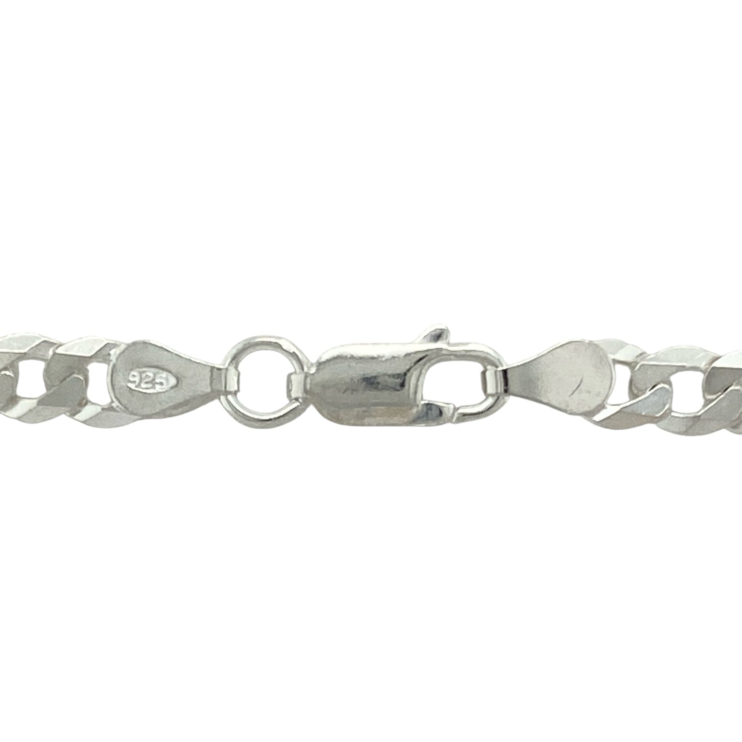 Add effortless style and versatility to your jewellery collection with this new 925 silver 26" curb chain, offering a timeless look with an easy, relaxed fit:
Design: A traditional curb link chain with flat, closely interlocking links, creating a smooth, flexible drape and a sleek, polished appearance suitable for any style.
Material: Crafted from 925 sterling silver, the chain features a bright, polished finish that enhances its clean and classic design.