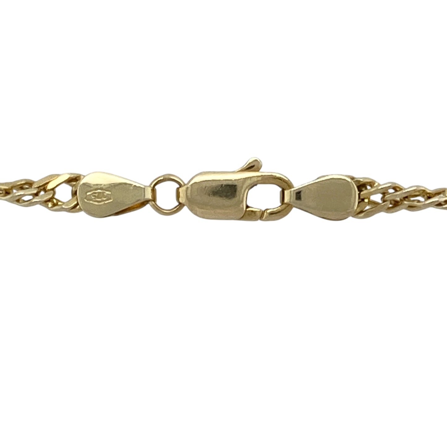 Add fluid elegance and radiant shine to your collection with this pre-owned 9ct yellow gold 16" Singapore chain—perfect for graceful movement and timeless style.
Design: The chain features a 3mm wide twisted Singapore link pattern, creating a flowing, light-catching effect that adds texture and brilliance.
Material: Made from 9-carat yellow gold, the high-polish finish enhances the elegant twist with a rich, golden glow.