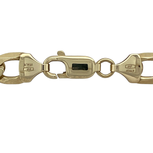 Bring bold style and substantial presence to your collection with this pre-owned 10ct yellow solid gold curb chain—a classic design with impressive weight and impact.
Design: The 22" chain features a traditional curb link pattern with a 9mm width, creating a strong and commanding look.
Material: Made from solid 10-carat yellow gold, the polished finish enhances the rich tone and highlights the bold curb links.