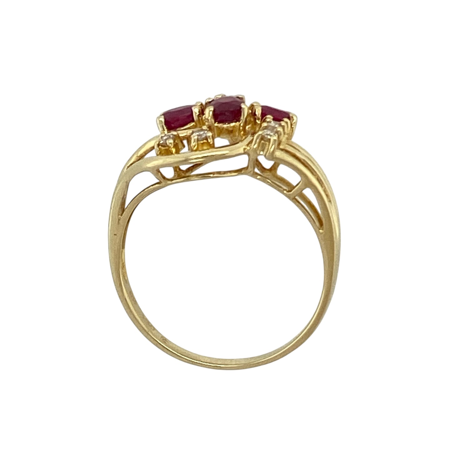 18ct Gold Diamond & Ruby Set Flower Style Ring