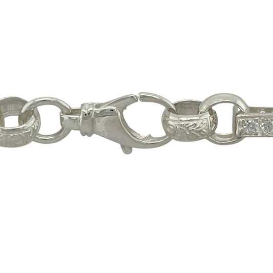 Bring luxurious sparkle and bold design to your collection with this new 925 silver cubic zirconia 26" patterned gypsy-style chain, combining intricate detailing with statement brillianceβperfect for standout occasions or refined everyday style.
Design: The chain features a gypsy-style patterned link design, with links measuring either 8mm or 9mm wide, each adorned with dazzling cubic zirconias that add depth, texture, and radiant shine.