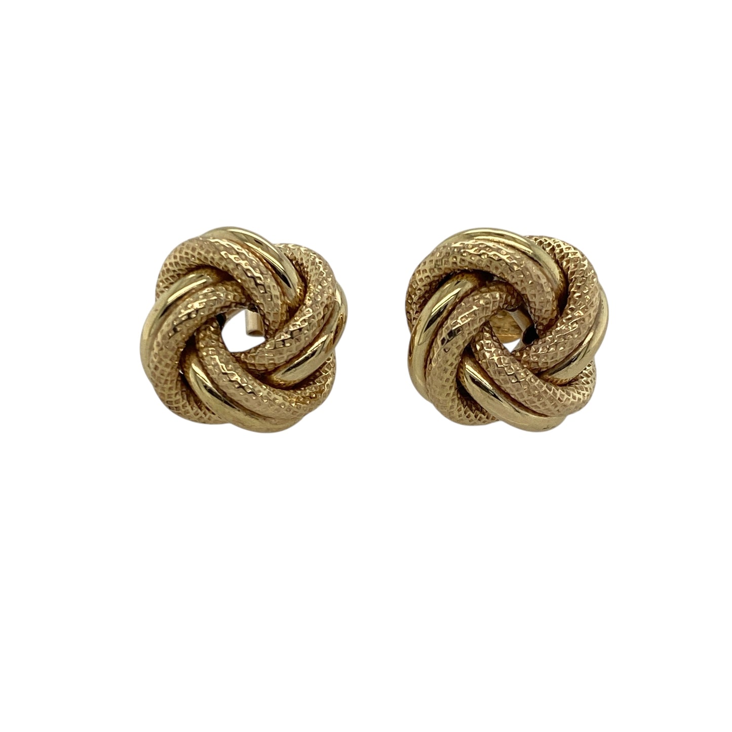 Bring timeless elegance and intricate detail to your collection with these pre-owned 9ct yellow gold patterned knot stud earrings—perfect for both everyday wear and special occasions.
Design: Each earring showcases a beautiful knot design measuring 13mm, symbolising unity and strength. The intricate patterning adds depth and texture, creating a refined and eye-catching finish.