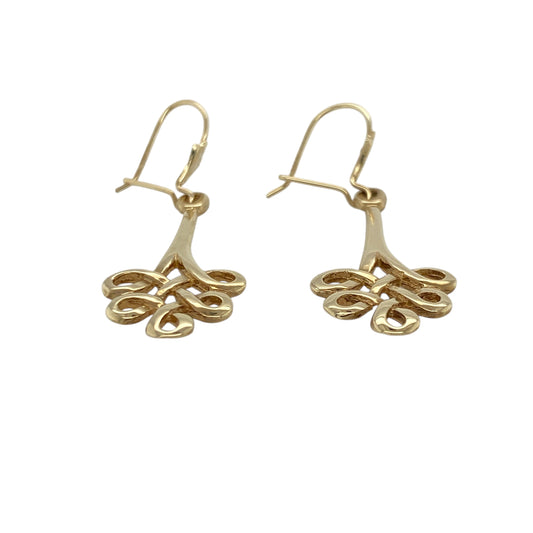 Add timeless elegance and classic style to your collection with these pre-owned 9ct yellow gold knot drop earrings — a sophisticated design symbolising unity and everlasting connection.
Design: Each earring features a polished gold knot suspended from a simple drop, creating graceful movement and a refined, understated look.
Material: Made from 9-carat yellow gold, the warm tone enhances the smooth, polished finish and adds a luxurious shine to the elegant design.