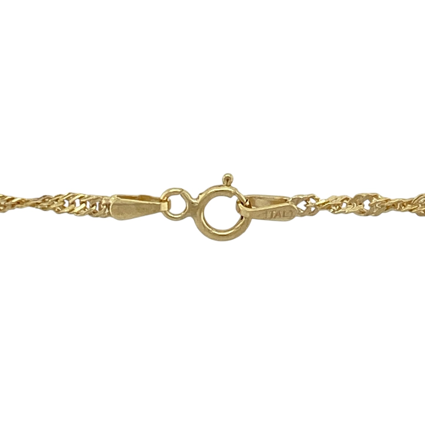 Add a touch of elegant sparkle to your look with this pre-owned 9ct yellow gold Singapore chain, known for its graceful twist and fluid movement—perfect for everyday wear or subtle sophistication.
Design: The chain features a delicate twisted link pattern that reflects light beautifully, giving it a refined shimmer from every angle.
Material: Made from 9-carat yellow gold, offering a warm hue and polished finish that complements any style.