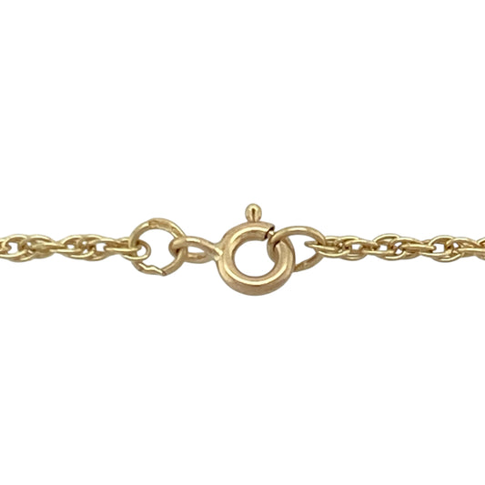Bring elegant movement and warm golden shine to your collection with this pre-owned 9ct yellow gold Prince of Wales chainβan attractive piece offering timeless style and refined texture.
Design: This 18" Prince of Wales chain features intricate 2mm twisted links, creating a beautifully textured and flexible design that catches the light with subtle sparkle.
Material: Made from 9-carat yellow gold, the chain displays a polished, radiant finish that enhances its classic appeal.