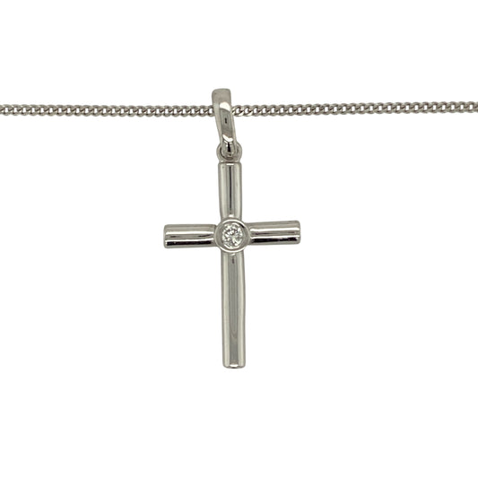 Bring classic sparkle and modern elegance to your collection with this pre-owned 9ct white gold diamond set cross pendant necklaceβan uplifting piece with timeless appeal and refined detail.
Design: The pendant measures 3.3cm long including the bail and features a sleek cross design accented with diamonds that add bright, subtle brilliance. Its elongated silhouette and polished finish create a graceful and contemporary look.