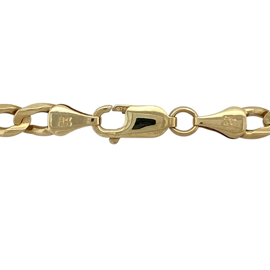 Bring bold sophistication and classic Italian-inspired style to your jewellery collection with this pre-owned 9ct yellow gold Figaro chain, a timeless design with strong visual appeal.
Design: The chain features the distinctive Figaro link pattern, combining alternating short and long links with a width of approximately 5mm for a confident and well-balanced look.
Material: Made from polished 9-carat yellow gold, the warm golden tone enhances the clean lines and classic character of the Figaro design.