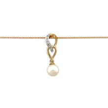 Load image into Gallery viewer, Preowned 9ct Yellow and White Gold Diamond &amp; Pearl Set Pendant on an 18&quot; curb chain with the weight 2.90 grams. The pendant is 2.5cm long and the pearl is 7mm diameter
