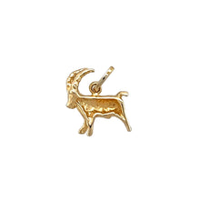 Load image into Gallery viewer, Preowned 9ct Yellow Gold Ram Charm with the weight 1 gram
