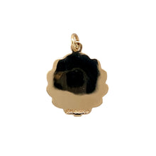 Load image into Gallery viewer, Preowned 9ct Yellow Gold Scalloped Edge St Christopher Pendant with the weight 2 grams
