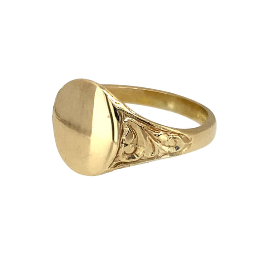 New 9ct Yellow Gold Patterned shoulder Oval Signet Ring in various sizes. The front of the ring is 9mm high and the weight is approximately 1.40 grams