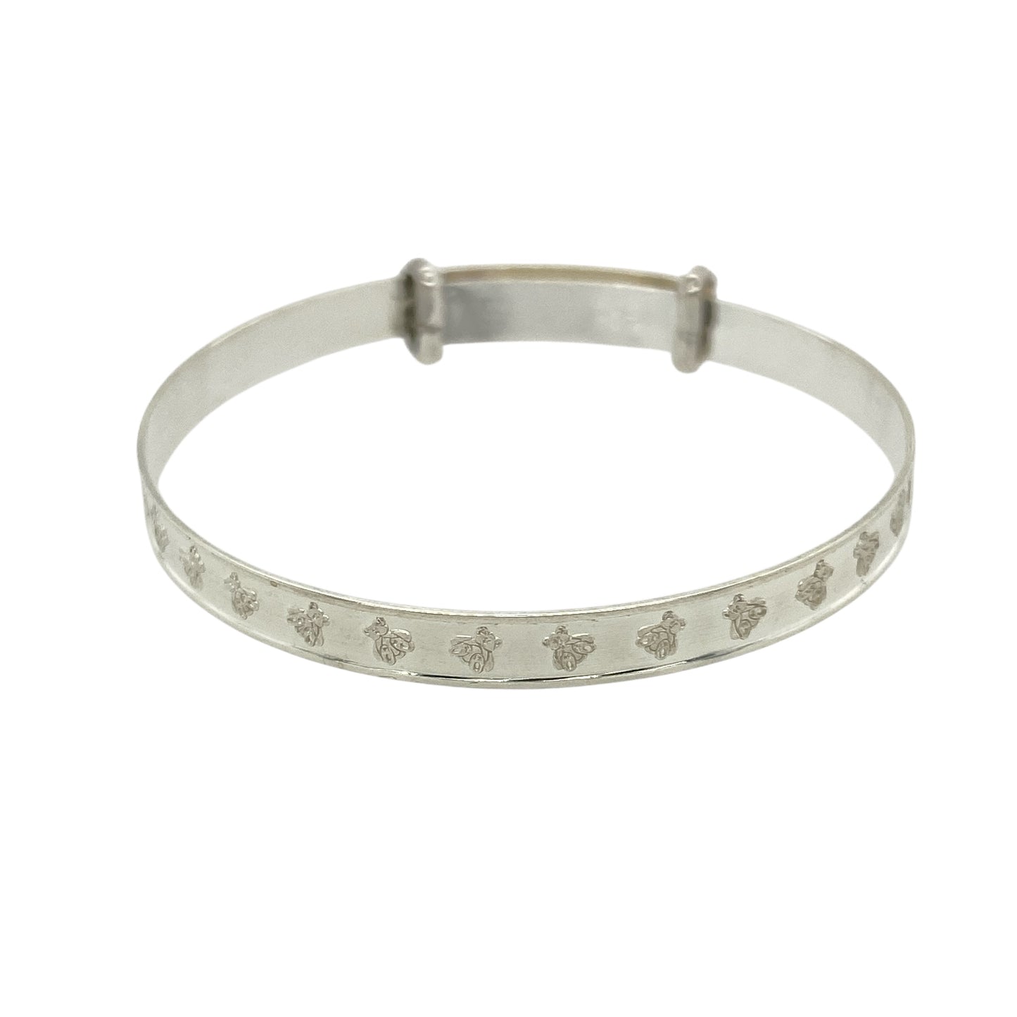 Bring playful sweetness and timeless charm to a little one’s jewellery collection with this new 925 silver teddy bear patterned baby expander bangle—a delightful keepsake full of warmth and childhood joy.
Design: The 4mm wide bangle features an adorable teddy bear pattern along the band, symbolising comfort, innocence, and love.
Material: Made from solid 925 sterling silver, the polished finish adds a gentle shine that enhances the cute and detailed design.