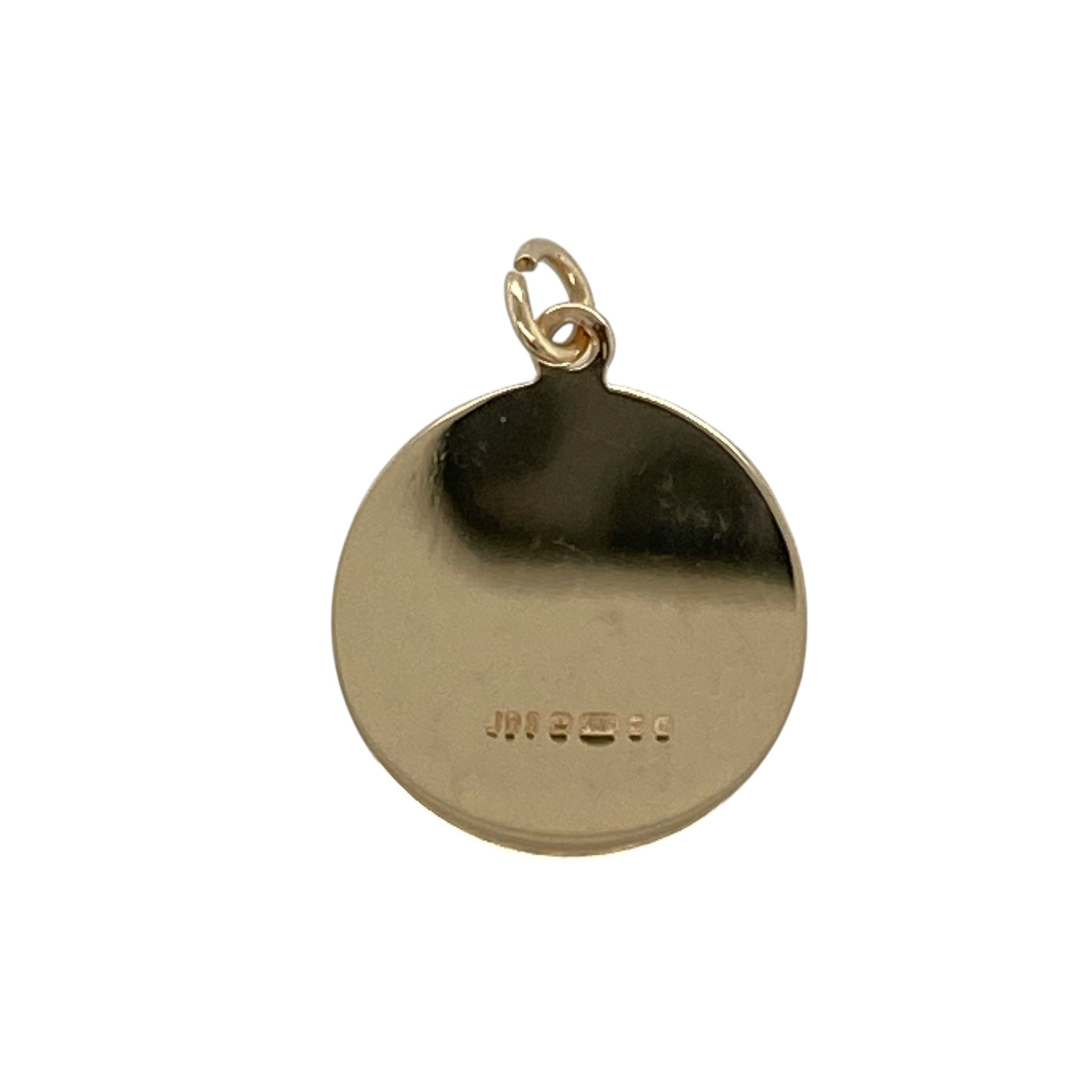 Classic and meaningful, this pre-owned 9ct yellow gold St Christopher pendant offers timeless protection in a refined design—perfect for everyday wear or a thoughtful gift.
Design: The pendant features a round medallion with a detailed depiction of St Christopher, the patron saint of travellers, symbolising safety and guidance.
Material: Made from 9-carat yellow gold, the polished finish enhances the fine engraving and gives the piece a warm, traditional glow.