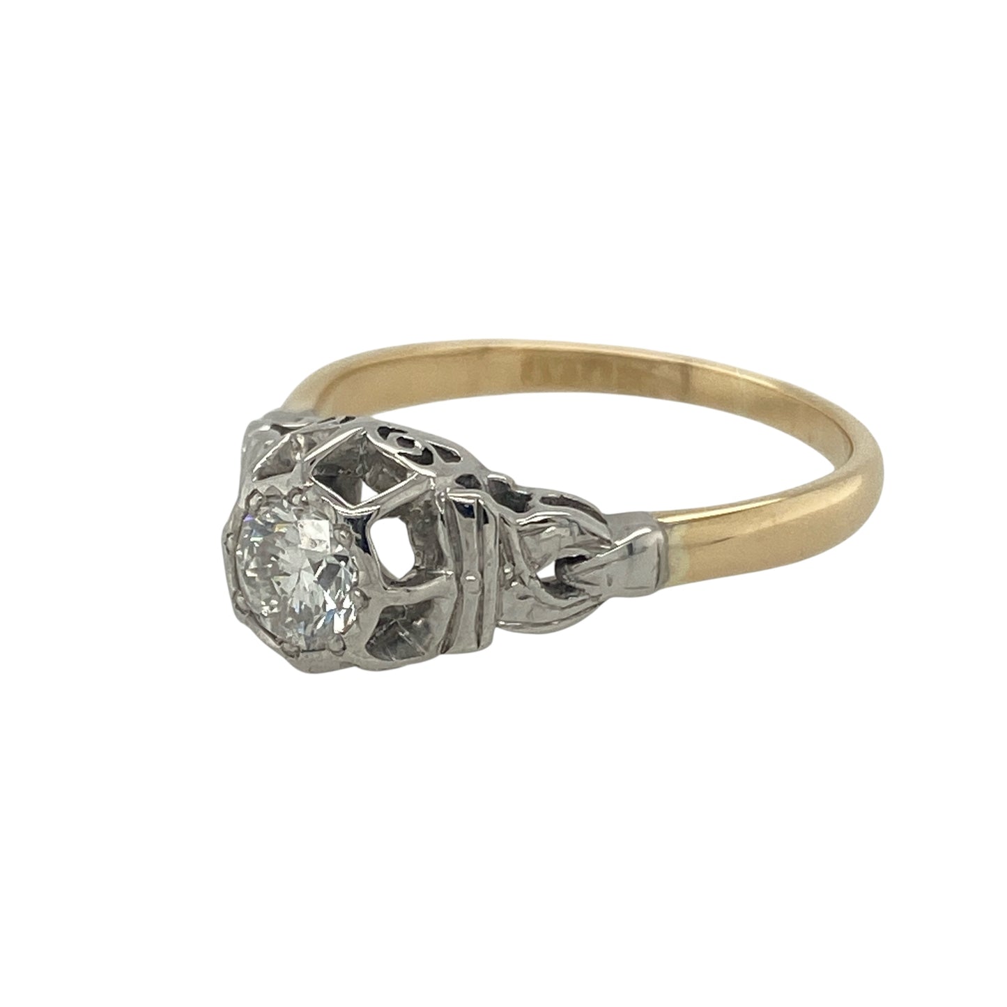 Bring timeless elegance and refined sparkle to your collection with this pre-owned 18ct yellow gold and platinum diamond solitaire ring—a classic design that embodies sophistication and enduring beauty.
Design: The ring features a brilliant-cut diamond of approximately 0.50ct, held in a platinum setting that enhances its brightness and fire. The vintage-inspired design combines simplicity with graceful detailing for a truly timeless look.