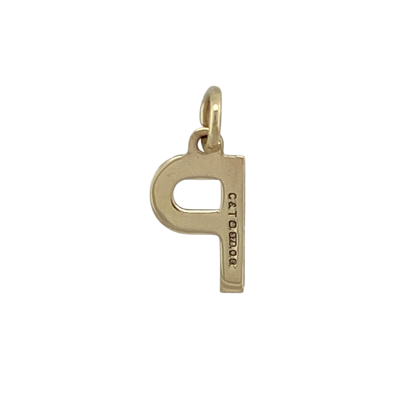 Add a personal touch of elegance to your collection with this pre-owned 9ct yellow gold initial ‘P’ pendant, offering timeless simplicity and meaningful style—perfect for everyday wear or as a thoughtful gift.
Design: The pendant features a classic initial ‘P’ in polished yellow gold, creating a sleek and versatile look that complements any chain or layering style.
Material: Made from 9-carat yellow gold, the smooth finish enhances its warm tone and enduring appeal.
