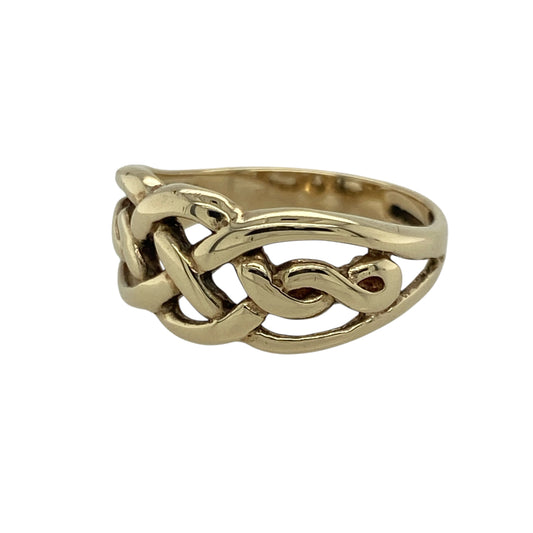 Bring timeless symbolism and intricate design to your collection with this pre-owned 9ct yellow gold open Celtic weave ring—a beautiful piece celebrating heritage and unity.
Design: The ring features an open Celtic weave pattern across the 9mm wide front, symbolising eternal love and interconnectedness with its flowing knot design.
Material: Made from 9-carat yellow gold, the polished finish enhances the intricate detailing and gives the ring a warm, radiant glow.