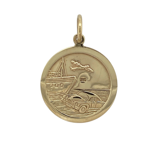 Bring meaningful symbolism and classic detail to your collection with this pre-owned 9ct yellow gold double-sided St Christopher pendantβan inspiring piece associated with protection and safe travels.
Design: Featuring a traditional round St Christopher motif on both sides, the pendant offers detailed imagery and a timeless, versatile focal point.
Material: Made in 9-carat yellow gold, the polished finish enhances the intricate design with a warm, radiant shine.