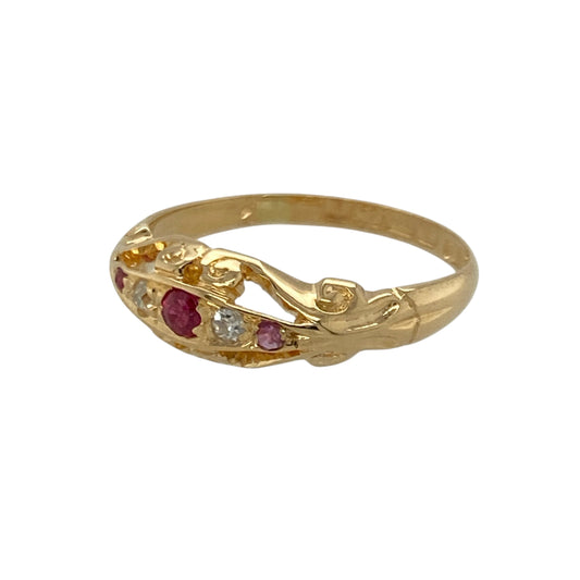 Bring vintage charm and elegant sparkle to your collection with this pre-owned 18ct yellow gold diamond and ruby ring—an exquisite piece offering historic character and timeless beauty.
Design: This size H–I ring features a 5mm wide front adorned with rubies and diamonds, arranged in a refined vintage style that showcases classic colour and delicate brilliance.
Material: Made from 18-carat yellow gold, the rich tone enhances the vibrant rubies and the bright sparkle of the diamonds.