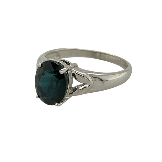 Bring refined colour and understated elegance to your jewellery collection with this pre-owned 9ct white gold oval Shandong sapphire set ring, a timeless piece with classic appeal.
Design: This ring features a striking oval Shandong sapphire at the centre, offering a clean and elegant silhouette that highlights the stone’s rich, natural blue tone.
Material: Made from 9-carat white gold, the bright polished finish beautifully complements the sapphire and enhances the ring’s sophisticated look.