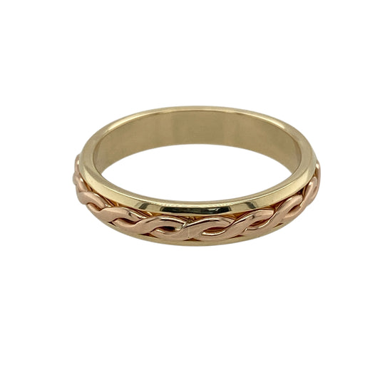 Bring meaningful design and timeless style to your jewellery collection with this pre-owned 9ct Welsh yellow and rose gold plaited Cymru gold band ring, offering a distinctive look with cultural heritageβperfect for everyday wear or as a thoughtful gift.
Design: The ring features a plaited band design symbolising unity and connection, with a band width of approximately 4mm for a balanced and comfortable profile.