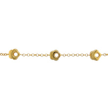 Load image into Gallery viewer, 9ct Gold 7&quot; Flower Bracelet
