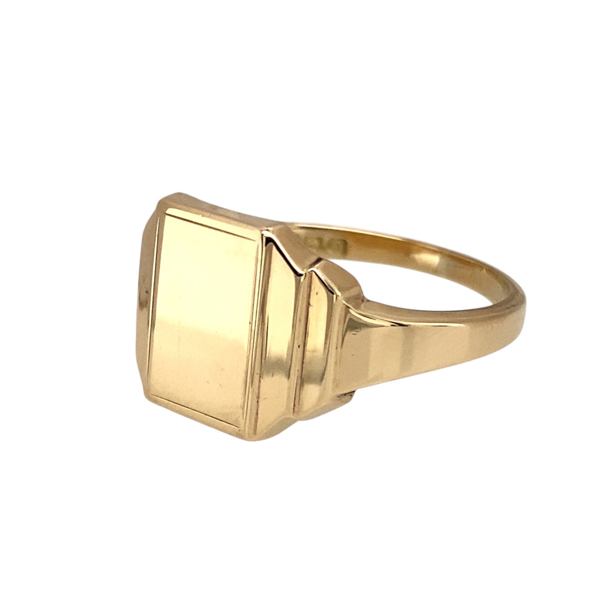 Add a bold and classic piece to your jewellery collection with this pre-owned 9ct yellow gold plain rectangle signet ring, featuring:
Design: A timeless rectangle signet ring, offering a sleek and understated look.
Material: 9-carat yellow gold, providing a warm and refined finish.
Size & Weight: Designed in size W, with a solid weight of 6.10 grams for a durable and comfortable fit.
Front Dimensions: Measures 13mm high, making it a bold yet sophisticated statement piece.
