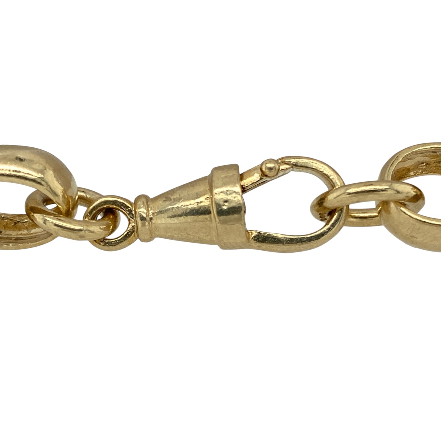Bring rich contrast and timeless texture to your jewellery collection with this new solid 925 silver heavily 9ct yellow gold plated 9.5" patterned engraved oval link belcher bracelet—a bold piece combining heritage design with a luxurious finish.
Design: Featuring 11mm wide oval belcher links with intricate engraved patterning, this bracelet blends traditional style with the warmth of yellow gold plating.