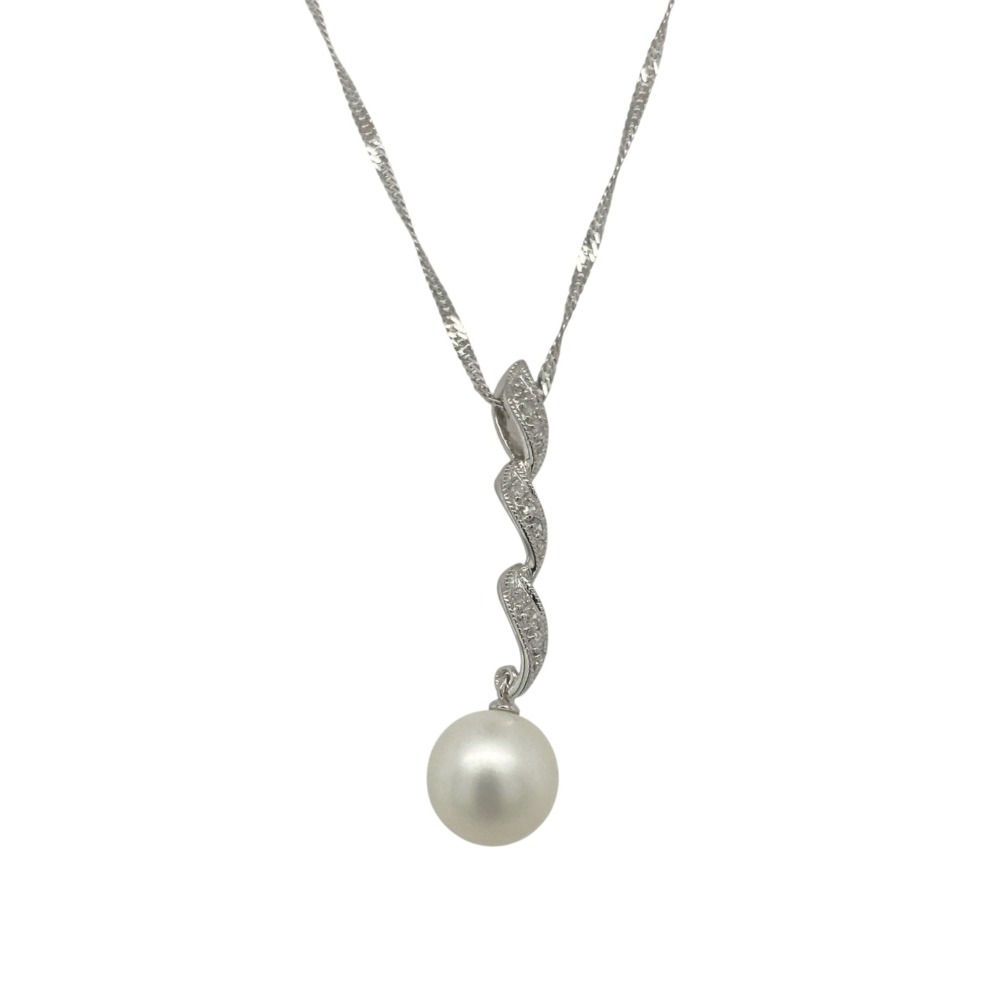 9ct White Gold Diamond & Pearl Set Twist 18" Necklace