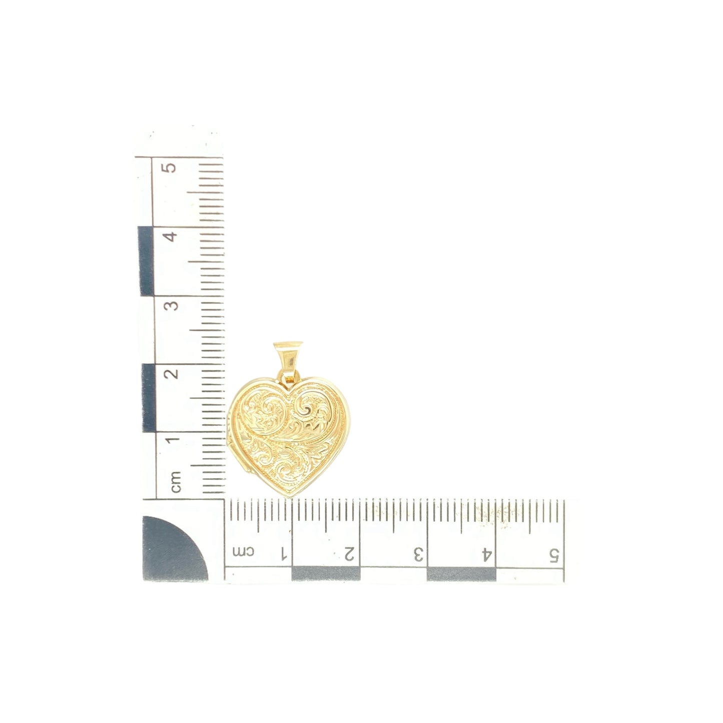 9ct Gold Engraved Patterned Heart Locket