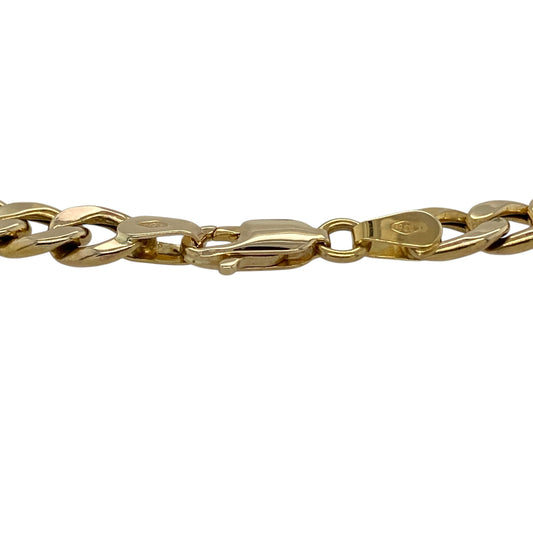 Add classic style and everyday versatility to your jewellery collection with this pre-owned 9ct yellow gold hollow curb bracelet, offering a timeless chain design with a lightweight feel.
Design: This bracelet features a traditional curb link pattern with a hollow construction, creating a bold look while remaining comfortable and easy to wear. The links measure approximately 5mm in width, giving the bracelet a balanced and classic appearance.
