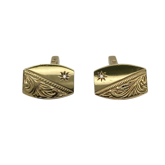Elevate formalwear with these pre-owned 9ct yellow gold and diamond set half patterned cufflinks, a refined and timeless accessory ideal for special occasions or professional styling.
Design: Each cufflink features a rectangular face measuring approximately 18mm by 12mm, combining a polished finish with subtle patterned detailing for added texture. A single diamond is set into each face, providing understated sparkle and a sophisticated focal point.