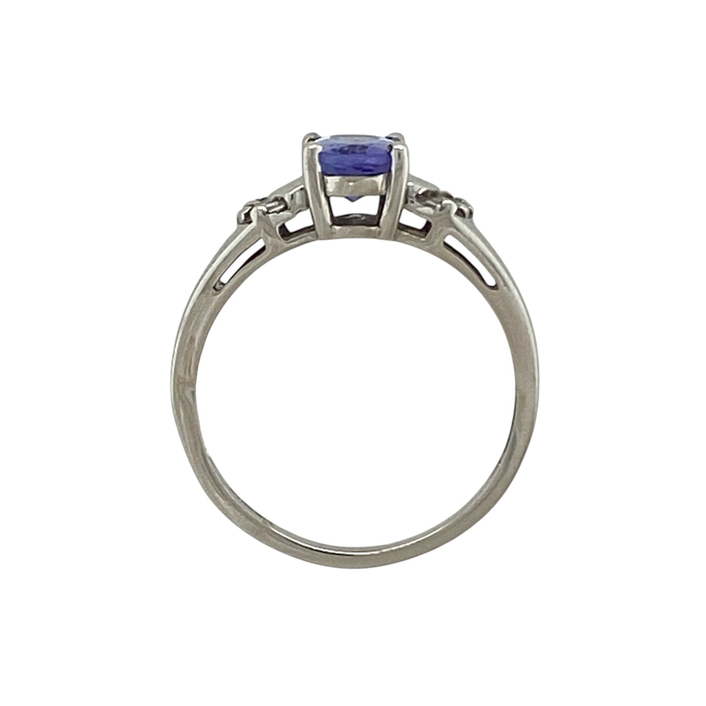 9ct White Gold Diamond & Tanzanite Set Ring