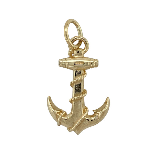 Add a bold nautical touch to your jewellery collection with this pre-owned 9ct yellow gold anchor pendant—an eye-catching and symbolic piece perfect for everyday wear.
Design: This pendant features a classic anchor design, representing strength, stability, and hope, with a bold and detailed finish that stands out beautifully.
Material: Made from 9-carat yellow gold, the polished finish enhances the rich golden tone while highlighting the clean lines of the design.