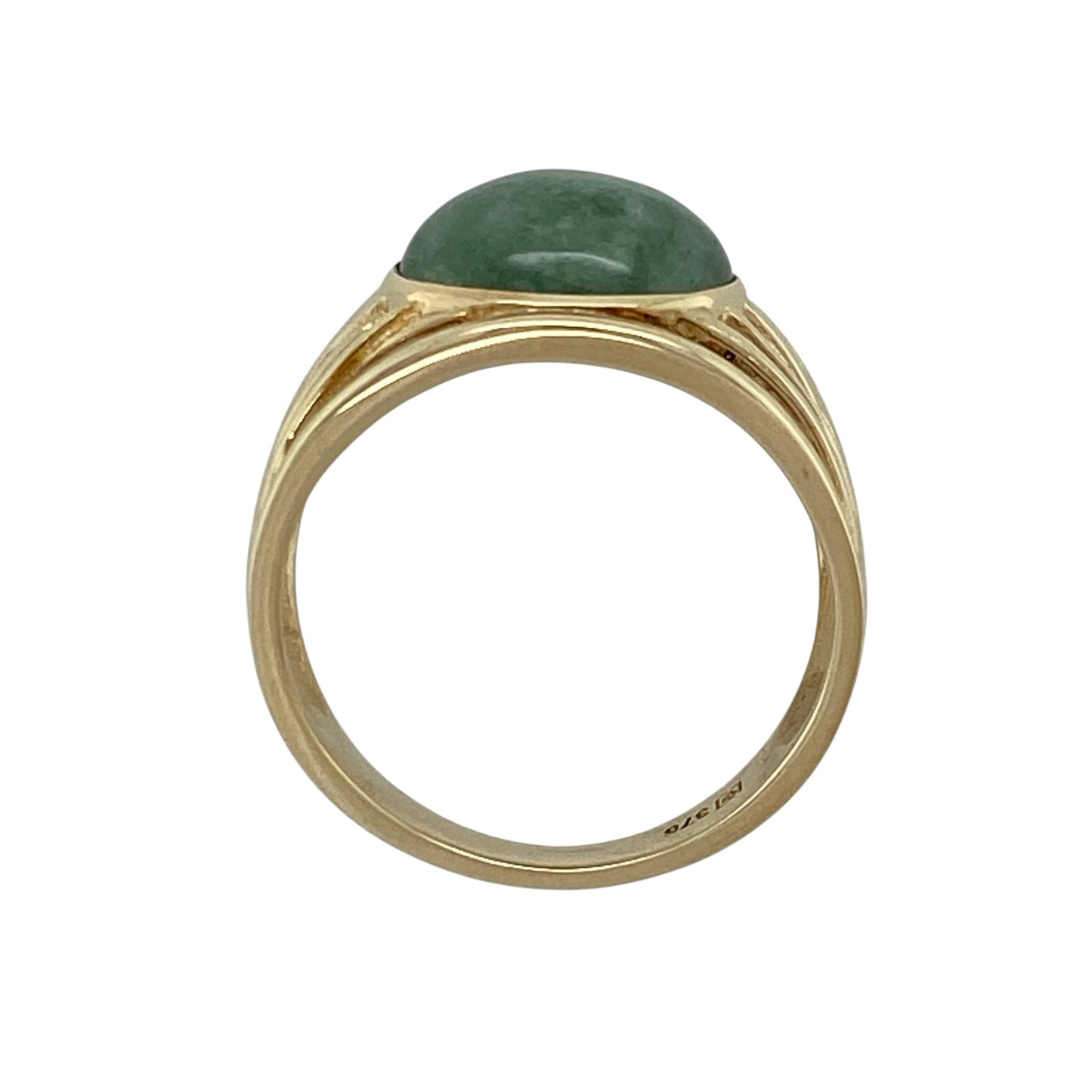 9ct Gold & Jade Set Ring