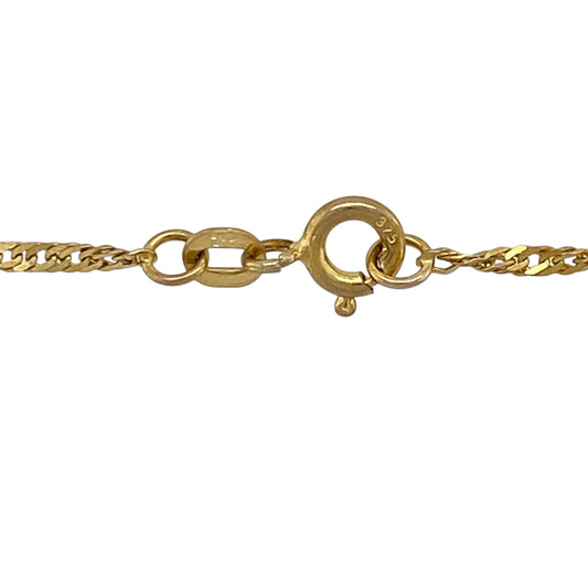 Add elegant shimmer and fluid movement to your jewellery collection with this pre-owned 9ct yellow gold Singapore chain—an eye-catching and versatile piece perfect for everyday wear.
Design: This 18" chain features a classic Singapore link design, with gently twisted links that create a flowing, light-catching effect. The 2mm width offers a delicate yet noticeable presence on the neckline.