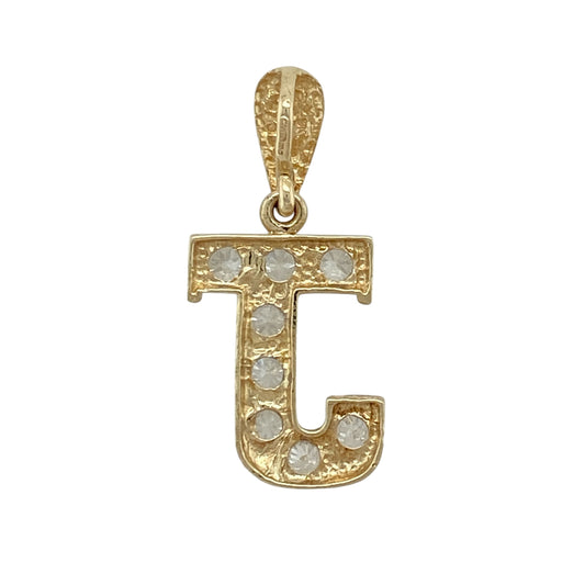 Add a personalised touch of sparkle to your jewellery collection with this pre-owned 9ct yellow and white gold cubic zirconia initial ‘J’ pendant, featuring a bold design and elegant finish—perfect for everyday wear or meaningful gifting.
Design: The pendant is shaped as the letter ‘J’, accented with cubic zirconia stones that add eye-catching brilliance and definition to the design.