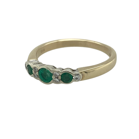 Add elegant colour and classic sparkle to your collection with this pre-owned 9ct yellow gold diamond and emerald set band ring—an effortlessly stylish piece with timeless appeal.
Design: The ring features three emerald gemstones across the band, with the centre emerald measuring approximately 3mm in diameter, complemented by sparkling diamonds positioned between each stone for a balanced and eye-catching look.