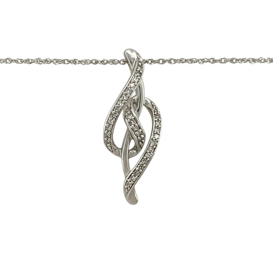 Bring modern elegance and refined sparkle to your collection with this pre-owned 9ct white gold diamond set open twist weave pendant necklace, featuring a contemporary design with graceful movementβperfect for both everyday wear and special occasions.
Design: The pendant features an open twist weave design measuring approximately 2.9cm in length, accented with sparkling diamonds that add subtle brilliance and enhance its flowing form.