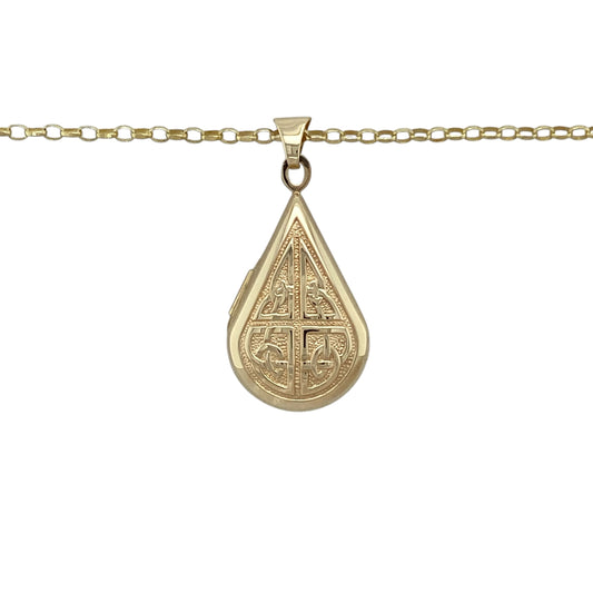 Bring timeless heritage style and sentimental charm to your collection with this pre-owned 9ct yellow gold Celtic patterned teardrop locket necklace, featuring intricate detail and classic appeal—perfect for everyday wear or a meaningful gift.
Design: The pendant features a teardrop-shaped locket measuring approximately 3cm in length including the bail, finished with a decorative Celtic pattern that adds texture and traditional character, suspended from an 18" belcher chain.