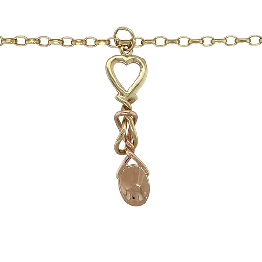 Bring romantic heritage charm and timeless Welsh symbolism to your collection with this pre-owned 9ct yellow and rose gold Clogau lovespoon pendant necklace, featuring an elegant design with meaningful appeal—perfect for everyday wear or a thoughtful gift.
Design: The pendant showcases a traditional lovespoon design measuring approximately 4.5cm in length including the bail, suspended from a 16" belcher chain for a classic and balanced finish.